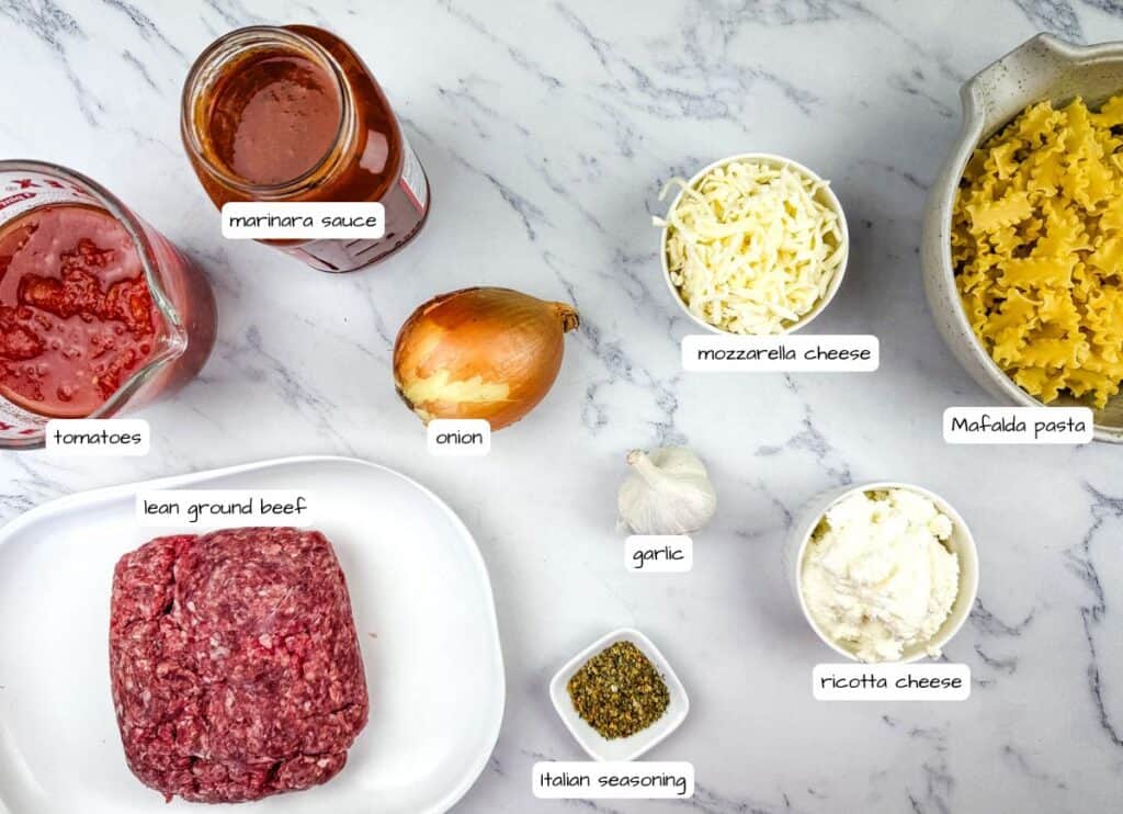 Skillet Lasagna ingredients labeled.